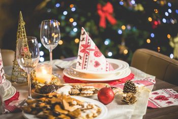 La cena di Natale: pronti a festeggiarlo insiseme