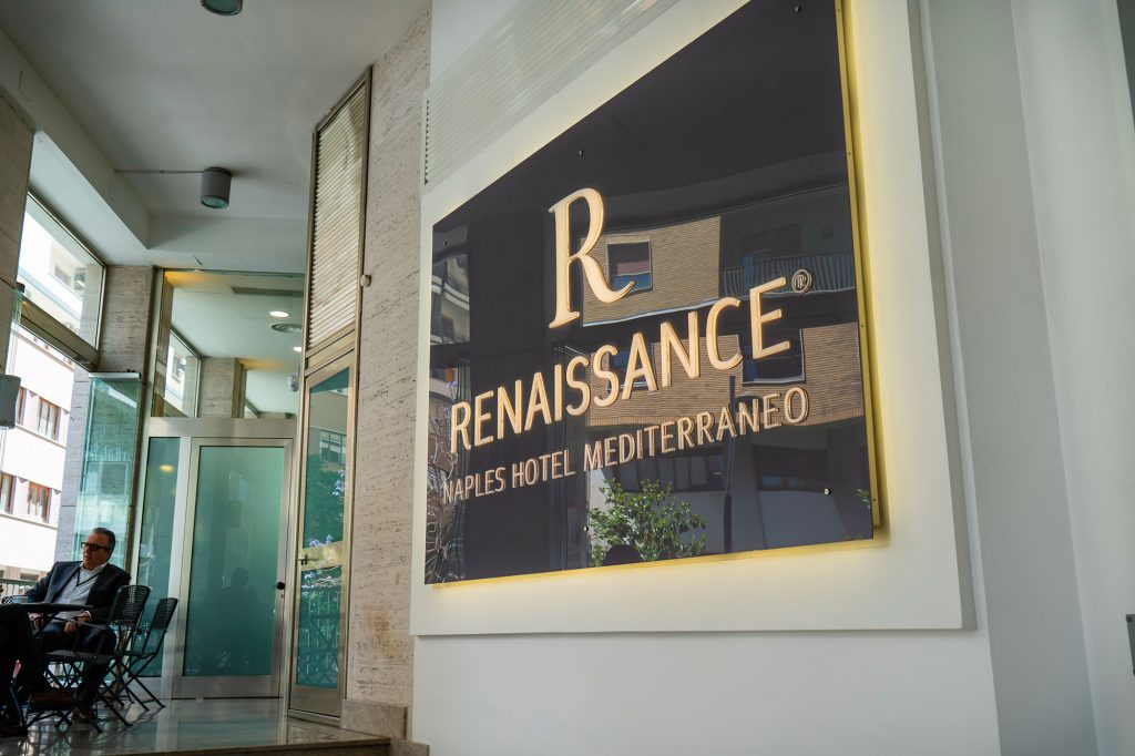 Renaissance Hotel Mediterraneo Napoli - Photo Marco Baldassarre