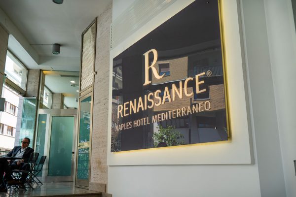 Renaissance Hotel Mediterraneo Napoli - Photo Marco Baldassarre