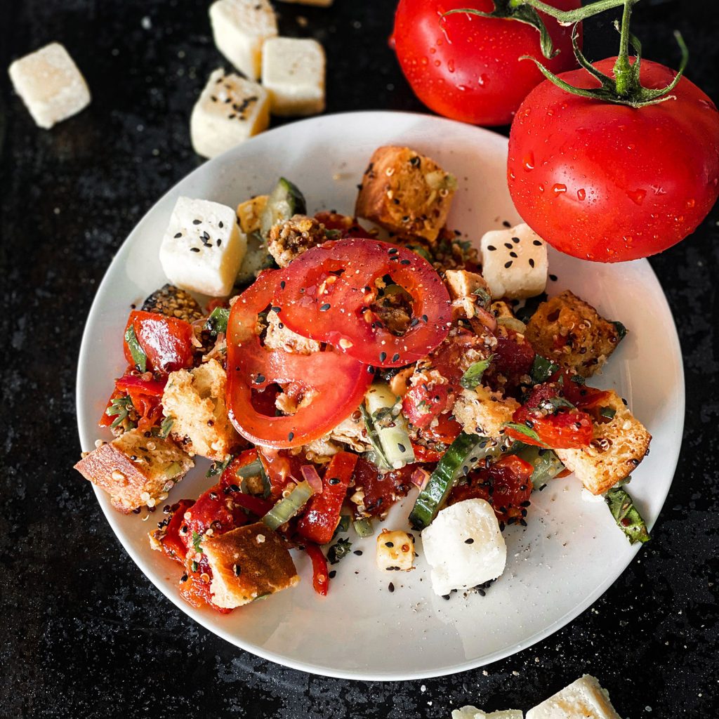 LA PANZANELLA: la tradizionale toscana e alcune varianti